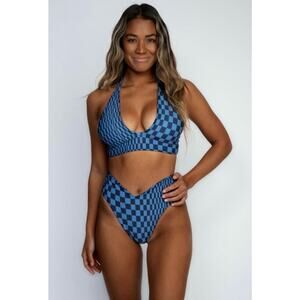 Skatie• ‘Melly’ Bikini Bottom in St. Martin